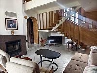 Rodinné sídlo  s pozemky ,garážemi a zahradou, v Hlubočanech u Vyškova - Foto 13