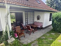 Rodinné sídlo  s pozemky ,garážemi a zahradou, v Hlubočanech u Vyškova - Foto 21