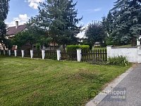 Rodinné sídlo  s pozemky ,garážemi a zahradou, v Hlubočanech u Vyškova - Foto 7