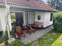 Rodinné sídlo  s pozemky ,garážemi a zahradou, v Hlubočanech u Vyškova - Foto 19