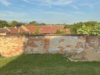 Prodej hrubé stavby objektu s pozemkem v Bohatých Málkovicích, okres Vyškov  - IMG_0676 (1).jpg