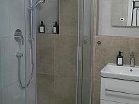 Moderní bezbariérový byt/apartmán 2+kk Pasohlávky se zahradou - DSCF0354.JPG