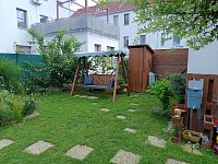 Moderní byt 2kk s terasou a zahrádkou 85m2 a parkovacím stáním v Bučovicích - Vícemilicích - zahrada2
