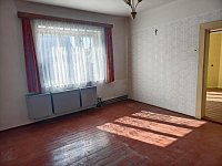 Rodinný dům v Komořanech - IMG_20260311_132726.jpg