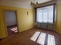 Rodinný dům v Komořanech - IMG_20260311_132741.jpg