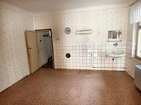 Rodinný dům v Komořanech - IMG_20260311_132750.jpg