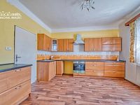 Prodej rodinný dům 3+1 se zahradou a možností rozšíření podkroví  Hranice, ul. Vrchlického - DSC_4428.jpeg