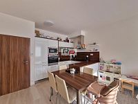 Pronájem bytu 2+KK s lodžií a garážovým stáním  v Olomouci - ul. Wolkerova - Foto 2