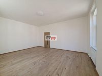 Pronájem bytu 2+1/B v Olomouci - ul. Resslova - Foto 7