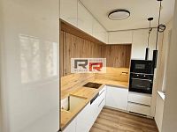 Pronájem bytu 3+KK s balkónem v Olomouci - ul. Dělnická 