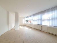 Pronájem nebyt. prostoru o velikosti 75,3 m2 v Olomouci - ul. 28.října - Foto 4