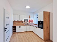 Pronájem bytu 2+kk s terasou ve Šternberku - ul. Uničovská  - 20260408_132450.jpg
