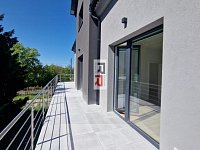 Pronájem bytu 2+kk s terasou ve Šternberku - ul. Uničovská  - 20260502_104857.jpg