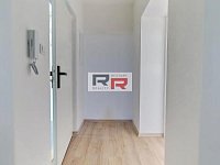 Pronájem pokrovního bytu 3+KK ve Šternberku - ul. Uničovská  - 20260502_103922.jpg