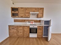 Pronájem bytu 1+KK bez balkónu v Olomouci - ul. Aloise Rašína - 20250615_163211.jpg