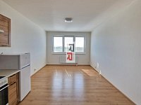 Pronájem bytu 1+KK bez balkónu v Olomouci - ul. Aloise Rašína - 20250615_163332.jpg