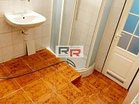 Pronájem podkrovního bytu 1+KK v Olomouci - ul. Resslova - IMG-20211217-WA0027.jpg