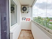 Pronájem bytu 2+1 s loždií v Olomouci - ul. U Cukrovaru - 20260715_115436