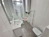 Pronájem bytu 1+KK v Olomouci - ul. Kmochova - 20210920_100550.jpg