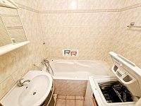 Pronájem bytu 3+1/balkónem v Olomouci - ul. Tř. Svornosti - 20240801_090516.jpg
