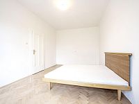 Velmi klidný byt 2+kk, 50 m2 s balkonem u metra B - Vysočanská - Foto 5