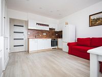 Pronájem vybaveného bytu 2+kk, 45 m2, Praha 10