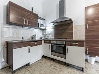 Klidný 2+kk, 50m2  s okny do vnitrobloku na Vinohradech