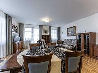 Pronájem 3+kk/T/S/G, 110 m2, ul. Šlikova, Praha 6 - Foto 10