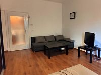 Pronájem zrekonstruovaného bytu 1+kk, 31 m2, Praha 4