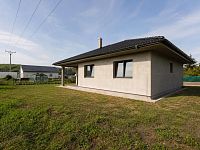 Prodej přízemního rodinného domu, Kolomuty, okr. Mladá Boleslav - 03.jpg