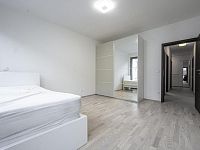 Krásný 2+kk/L/S/G, 76m2, Port Karolina, Karlín - Foto 3