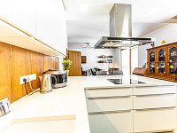 Krásný klidný 4+kk/B/GS v Jinonicích, Praha 5 - Foto 4