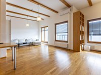 Krásný zařízený 3+kk s velkou terasou Terasy Červený vrch - Foto 2