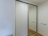 Pronájem zrekonstruovaného bytu 2+1 v srdci Prahy  Vinohrady, Italská ulice - DSC00388.jpg