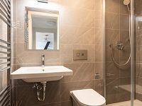 Pronájem nevybaveného bytu 3+kk, 75 m2, Praha 2 - Nové Město - 04.jpg