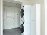 Pronájem nevybaveného bytu 3+kk, 75 m2, Praha 2 - Nové Město - 17.jpg