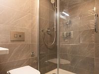 Pronájem nevybaveného bytu 3+kk, 75 m2, Praha 2 - Nové Město - 18.jpg