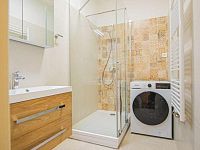 Pronájem bytu 32+kk, 89 m2, Praha Vinohrady - 3. LUK_1113 small.jpg