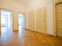 Pronájem bytu 32+kk, 89 m2, Praha Vinohrady - 8. LUK_1222 small.jpg