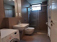 Pronájem bytu 1+kk, 34 m2, Praha 3 - 3. small.jpg