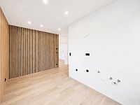 Prodej bytu 3+kk, 91 m2 a dílny 17 m2, Nová Bystřice u Jindřichova Hradce - Kuchyne 9.png