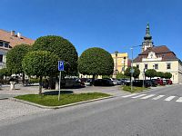 Prodej bytu 3+kk, 91 m2 a dílny 17 m2, Nová Bystřice u Jindřichova Hradce - Nova Bystrice namesti 22.png