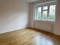 Pěkný světlý nezař. 1+kk/34m2, Praha 8 - metro Kobylisy/Palmovka - upravená 02