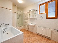 Krásný 2+kk/B/S/G, 76m2, rezidence Hvězda, ulice Na Okraji - Na Okraji16