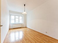 Pěkný nezařízený 3+1, 80m2, Praha 8 - DSC09282.jpg