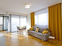 Krásný zařízený byt 2+kk, 62 m2, garáž, ul. Osadní, Holešovice