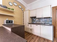 Krásný 2+kk 1. patro, 50 m2, s terasou v ulici Mostecká u Karlova mostu - Mosteck_1.JPG