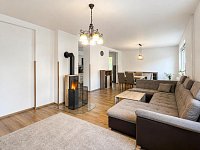 Prodej rodinného domu 234 m² s bazénem, pozemek 793 m²  Nalžovice u Sedlčan - RD Nalzovice_44_18