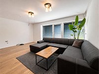 Prodej stylového bytu 4+kk 80m2 na Včelné s terasou 28m2 v novostavbě s bazénem a zahradou 185 m and sup - Pricna_Vcelna18