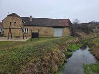 RD 2+1 Milonice, zahrada, vjezd, hospodářské budovy - Foto 3